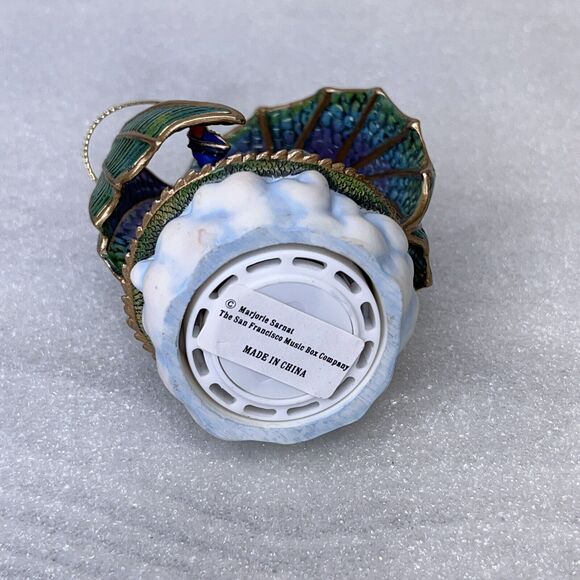 San Francisco Music Box Christmas Ornament CRYSTAL VISIONS DRAGON WITH MERLIN - Picture 7 of 11